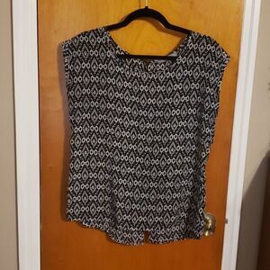 OCTAVIA black/white short sleeved shirt